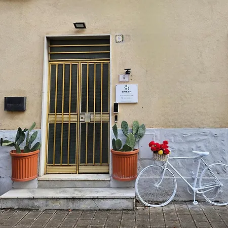 Stazione E Centro Couette-café *