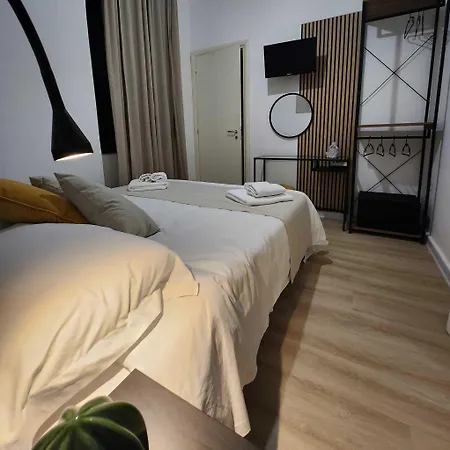 فندق مبيت وإفطار B&B Green ريجّو دي كالابريا